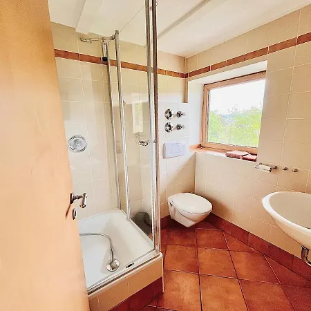 Schads Bergheimat, 60 Qm, 2 Apartamento Wertach